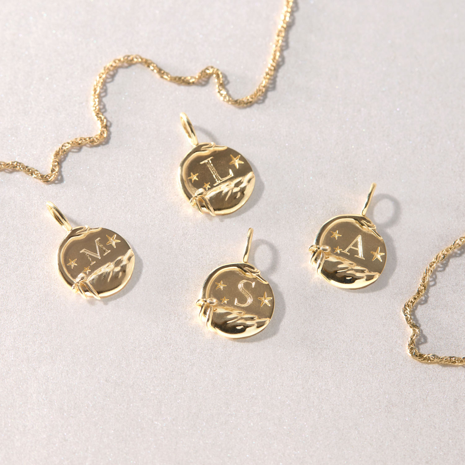 Dear Swan Engravable Charm, Yellow Gold - Image 7