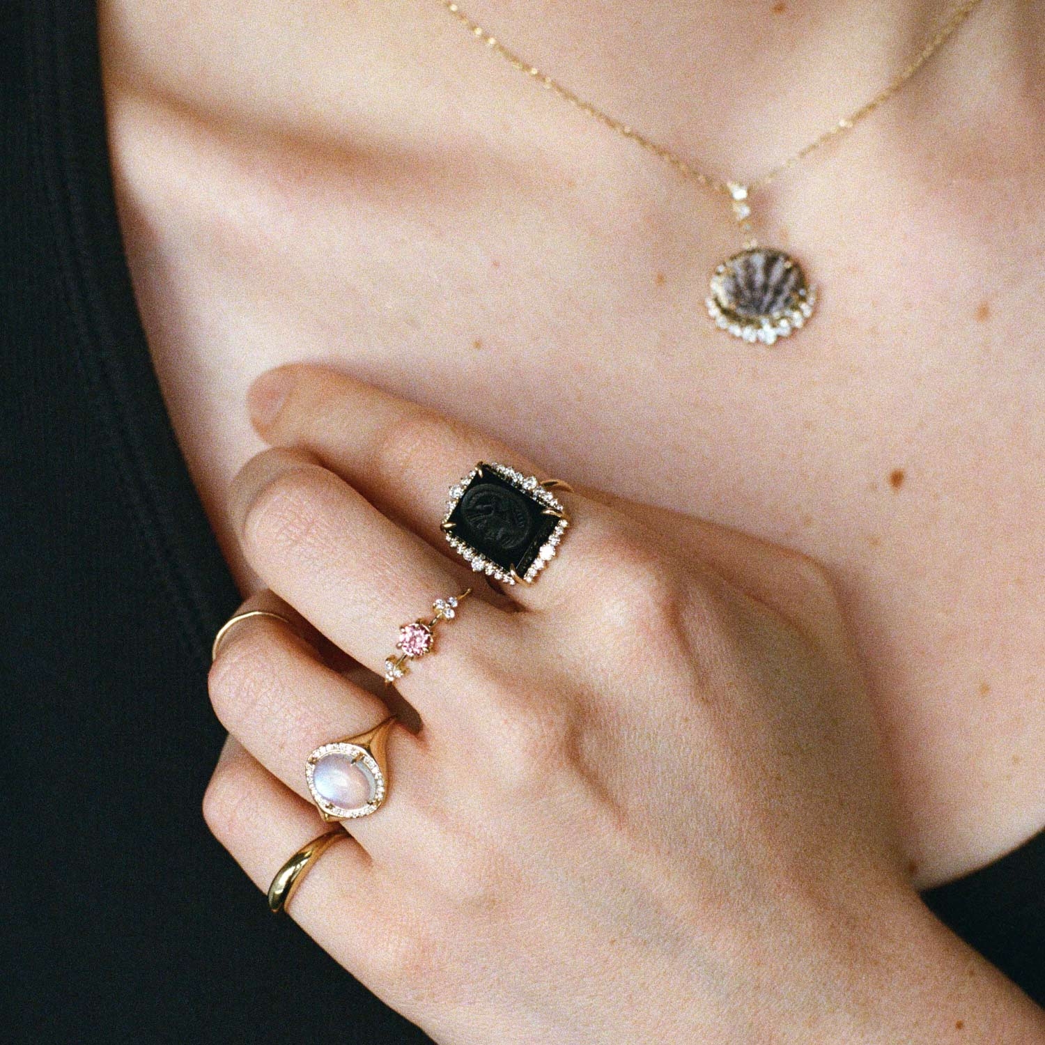 The Early Years Garnet Ring - Image 3