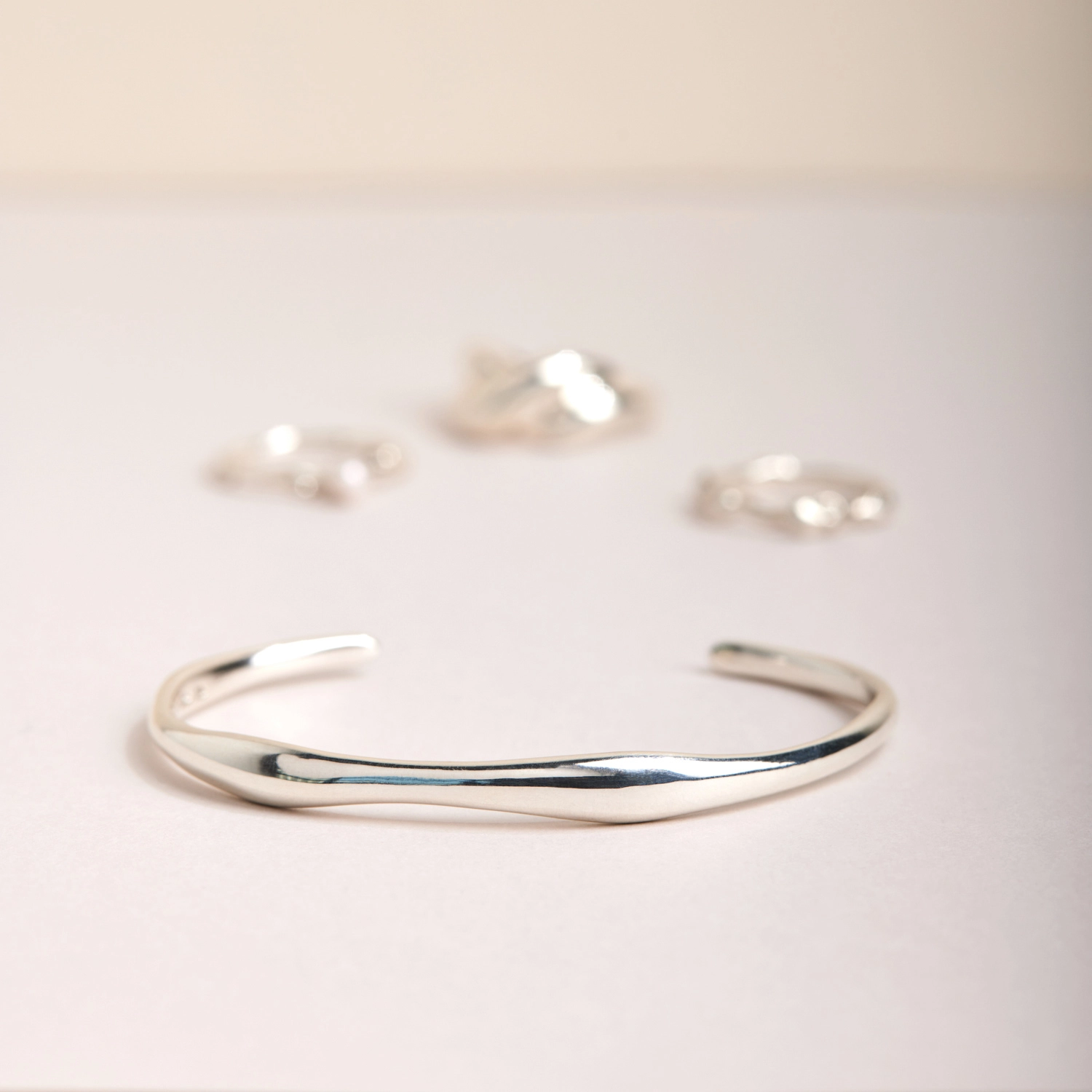 Sinae Bracelet Cuff - Image 8