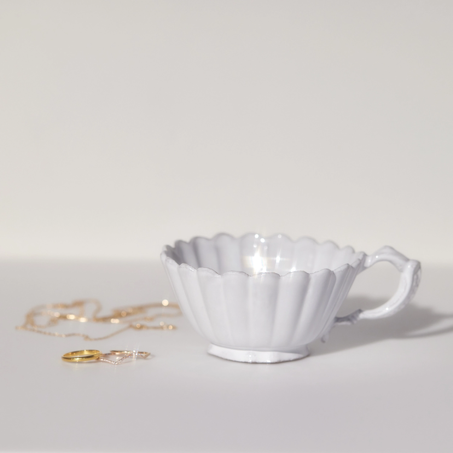Marguerite Tea Cup - Image 5