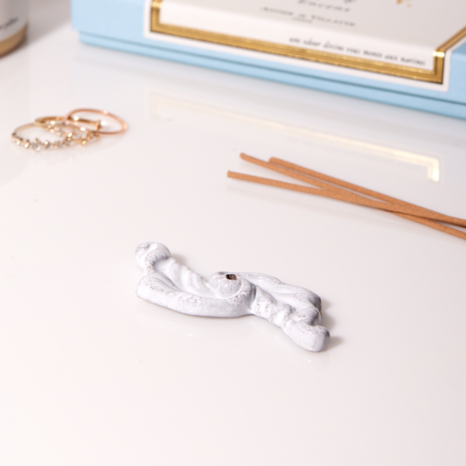 Tiny Flower Incense Holder - Image 3
