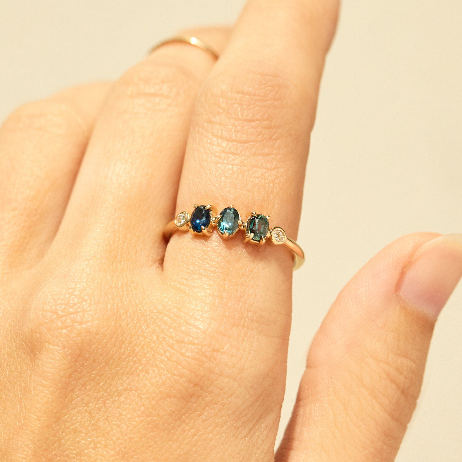 Circe Ring, Sapphire - Image 3