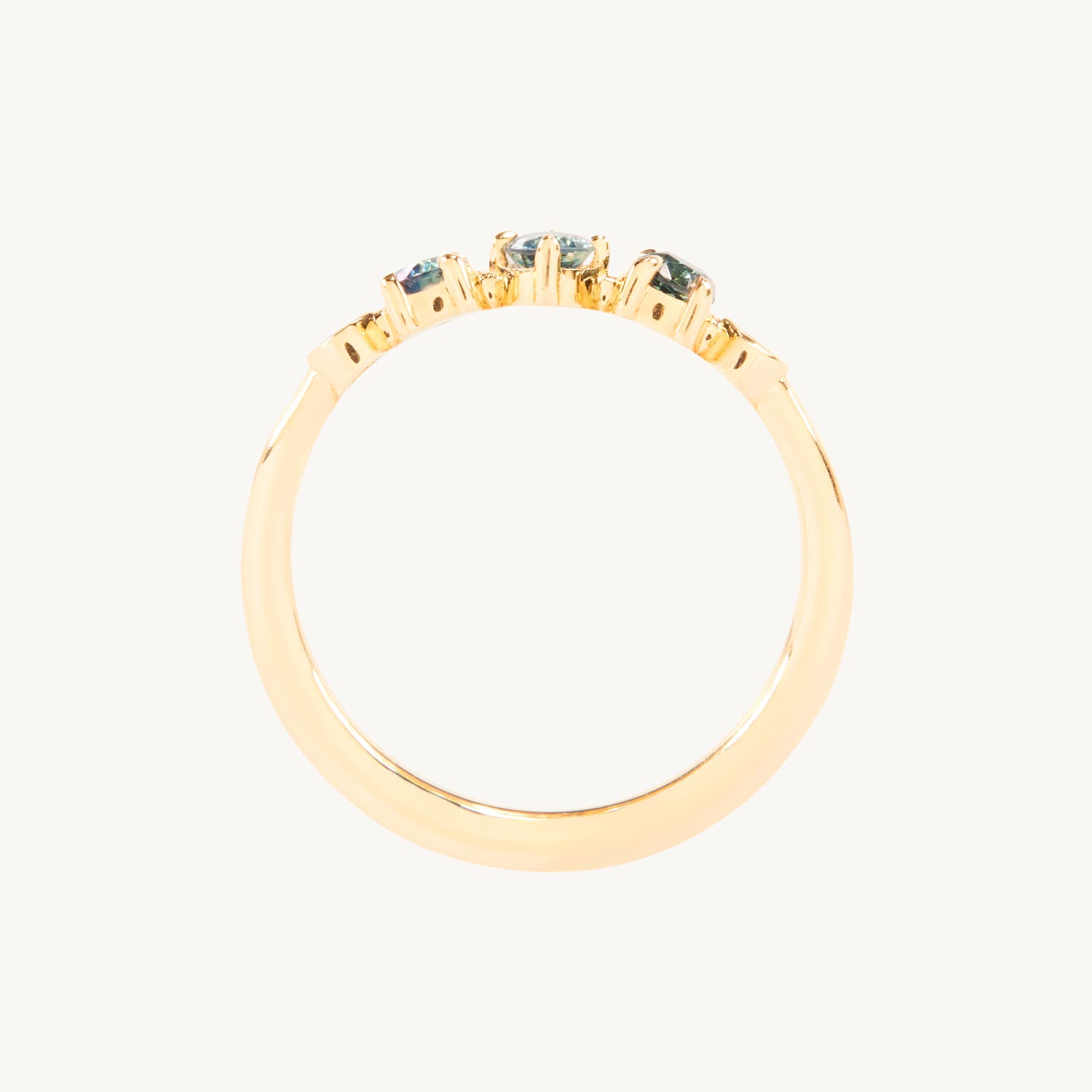 Alternative view of Circe Ring, Sapphire
