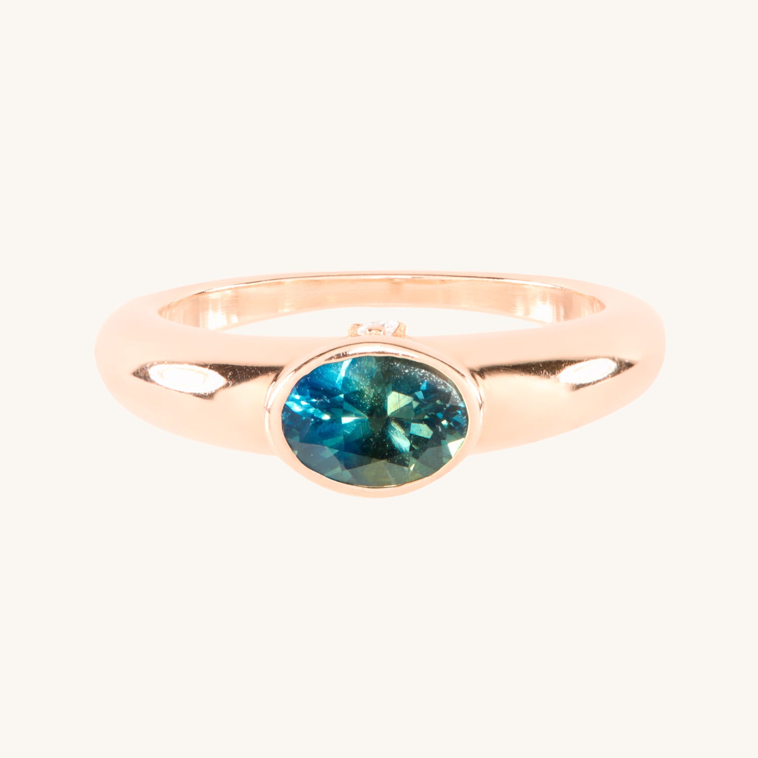 Sedna Sapphire Solitaire Ring