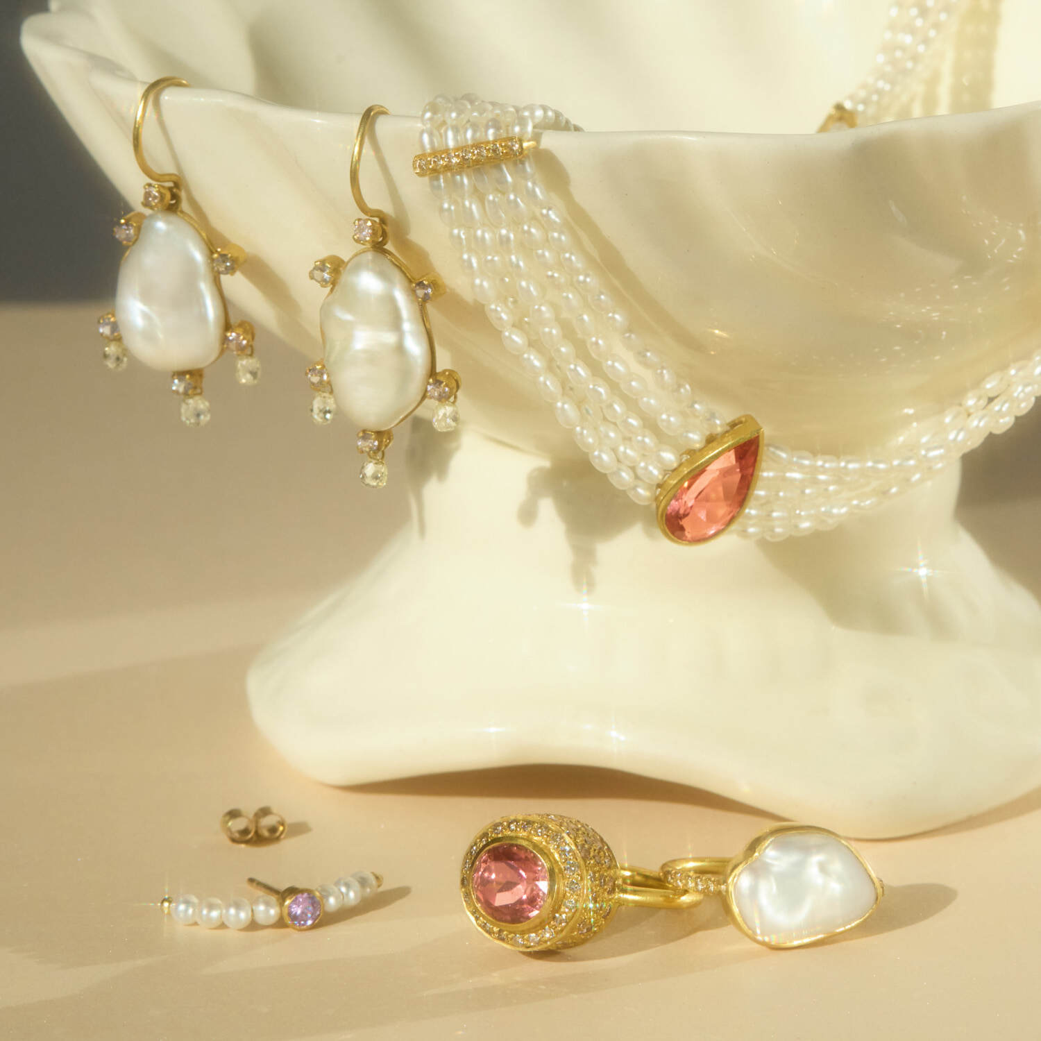 Cupid's Bow Earring, Sapphire (single) - Image 5