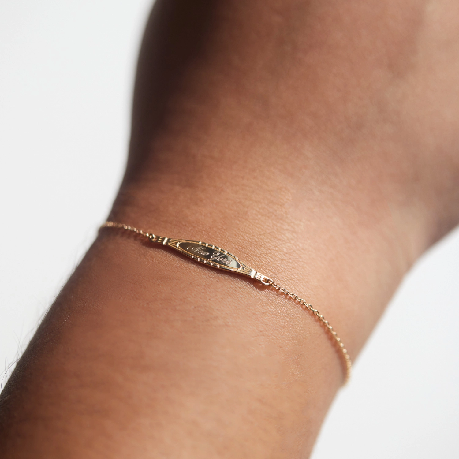 Cygnet Bracelet, Yellow Gold - Image 4