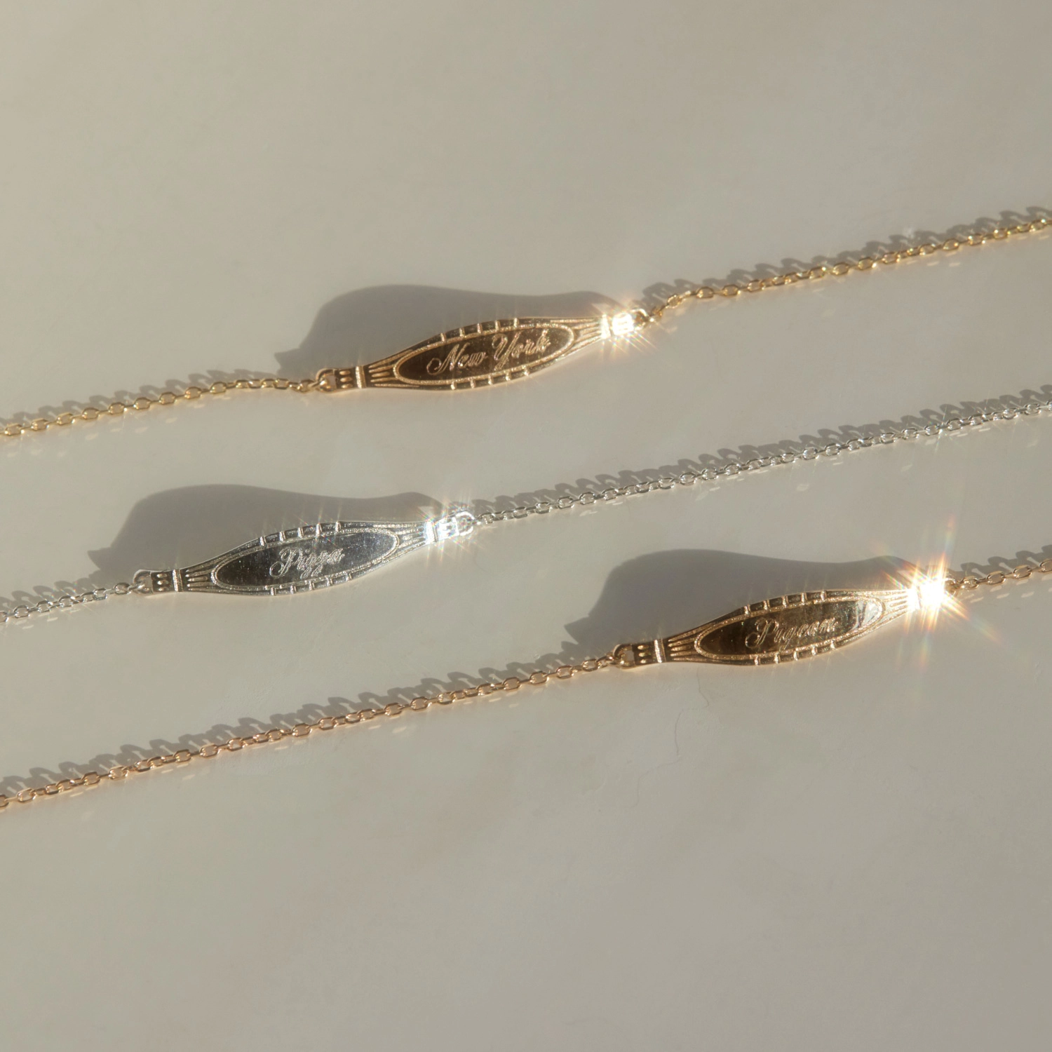 Cygnet Bracelet, Yellow Gold - Image 11