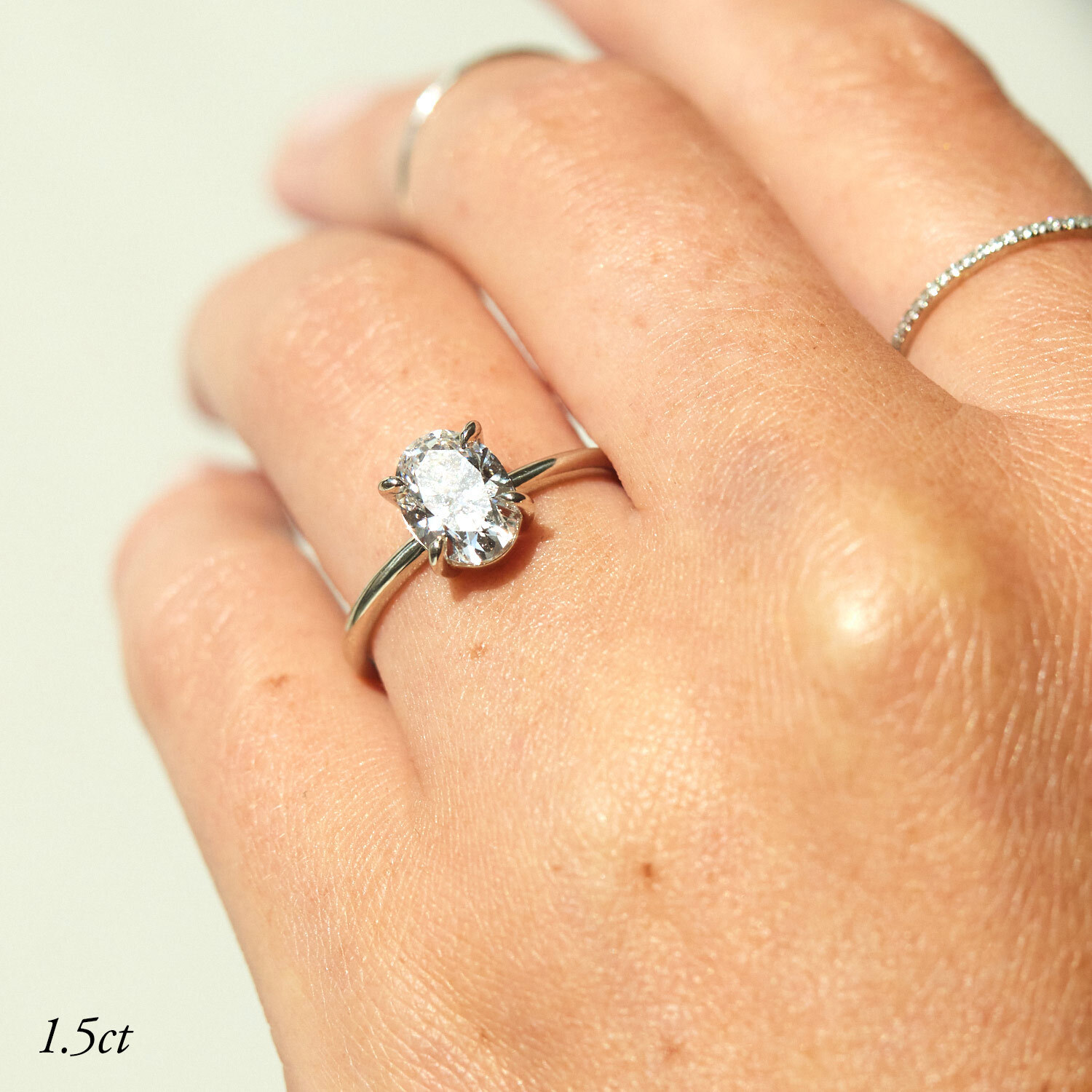 The Grand Swan Solitaire Oval Lab-Grown Diamond Ring - Image 4