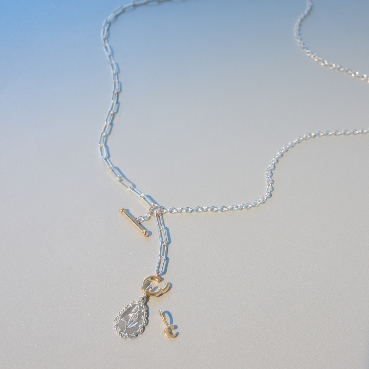 1976 Silver & Gold Toggle Lariat - Image 9