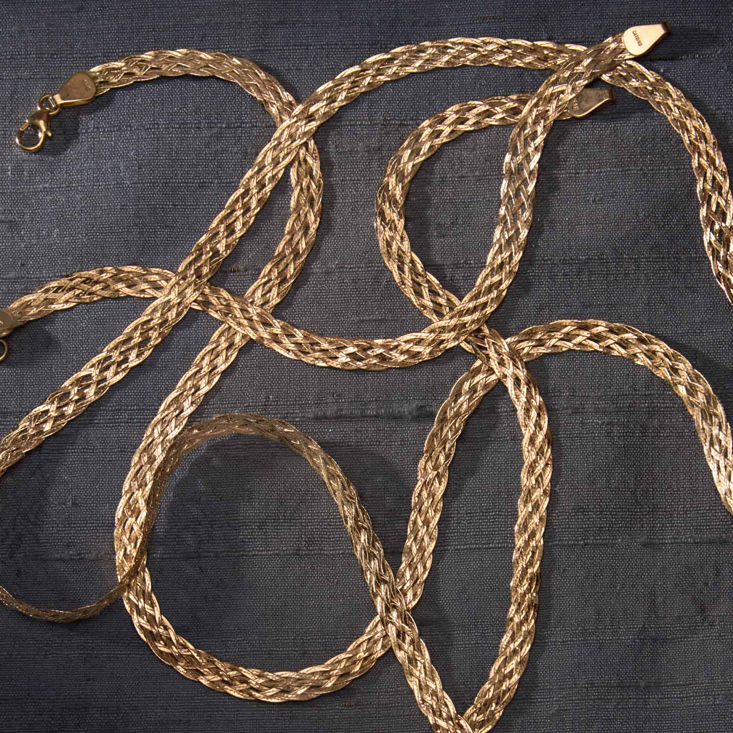Grand Entwined Gold Bracelet - Image 12