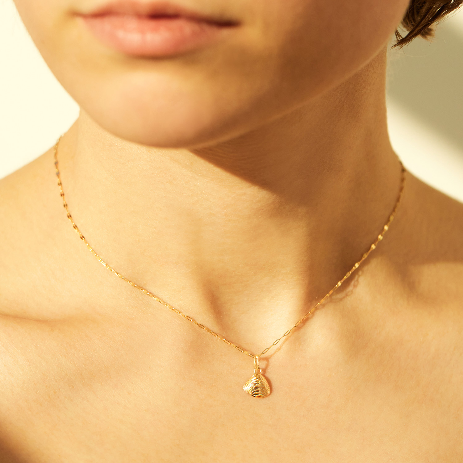 Clam Shell Charm - Image 2