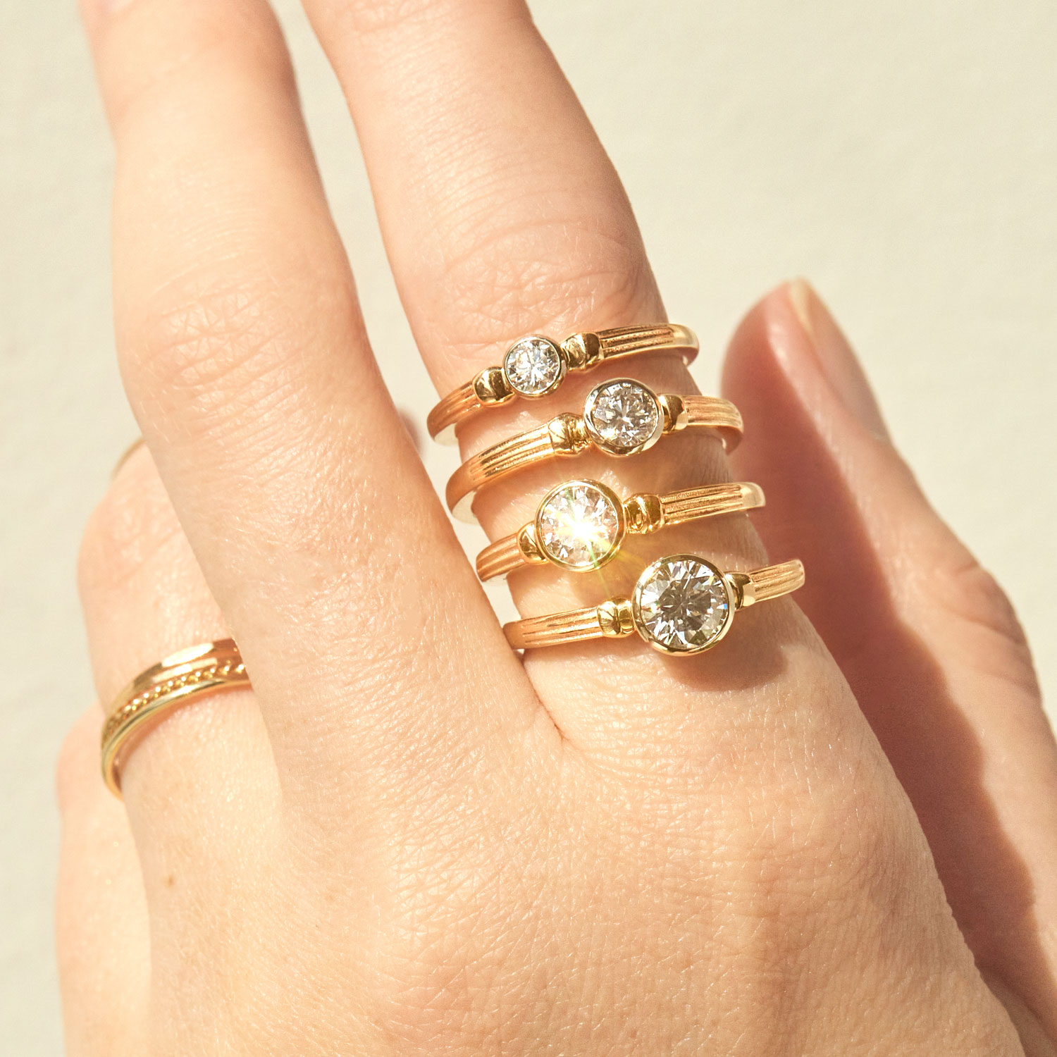 Alternative view of Column Solitaire Diamond Ring