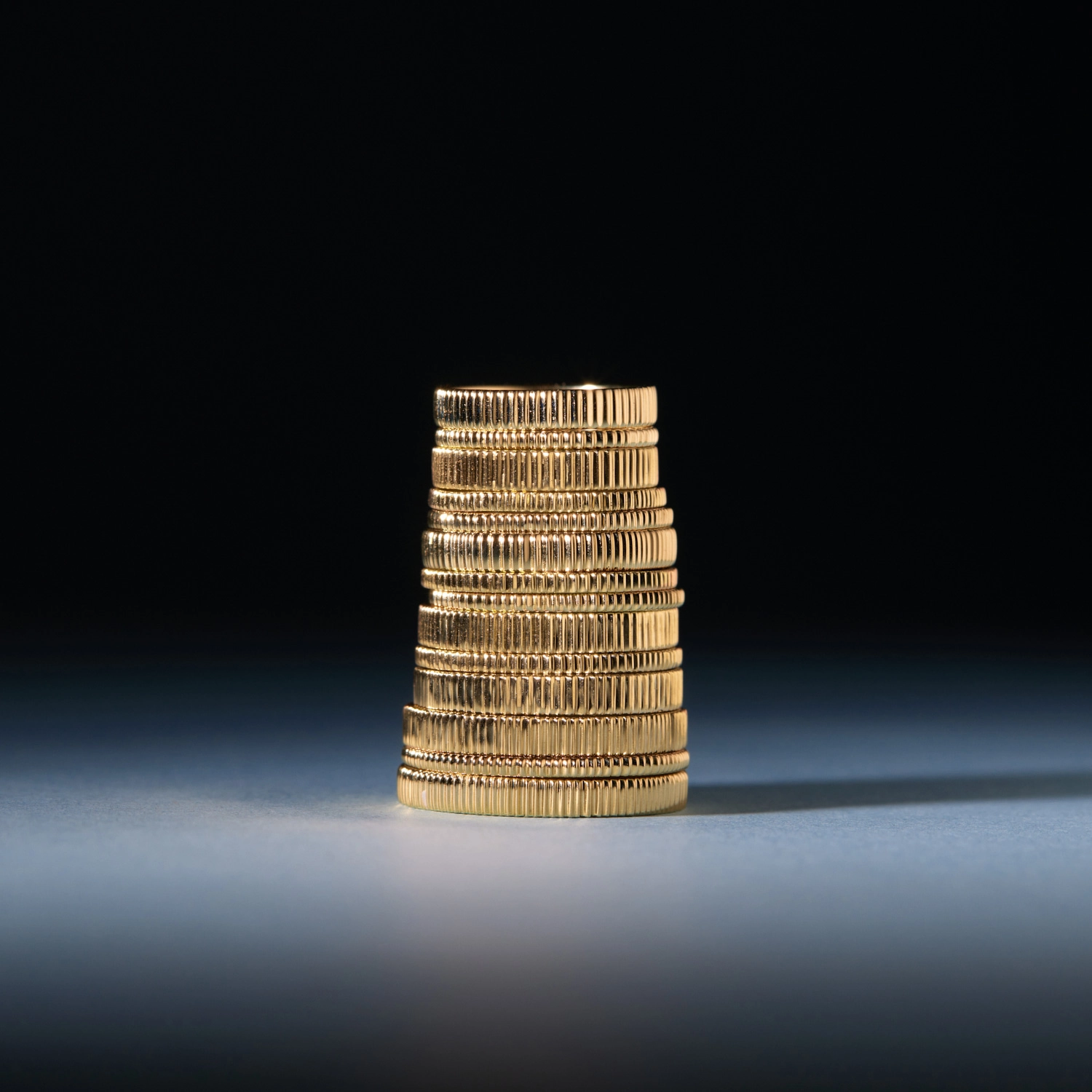 Petite Gold Fountain Ring - Image 13