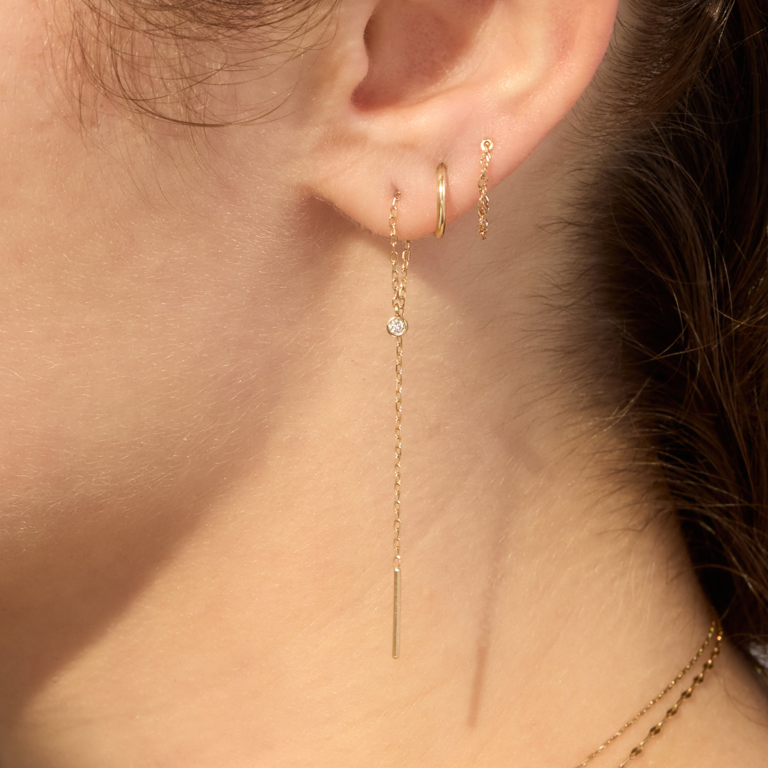 Alternative view of Swinging, Shimmering Earring Set