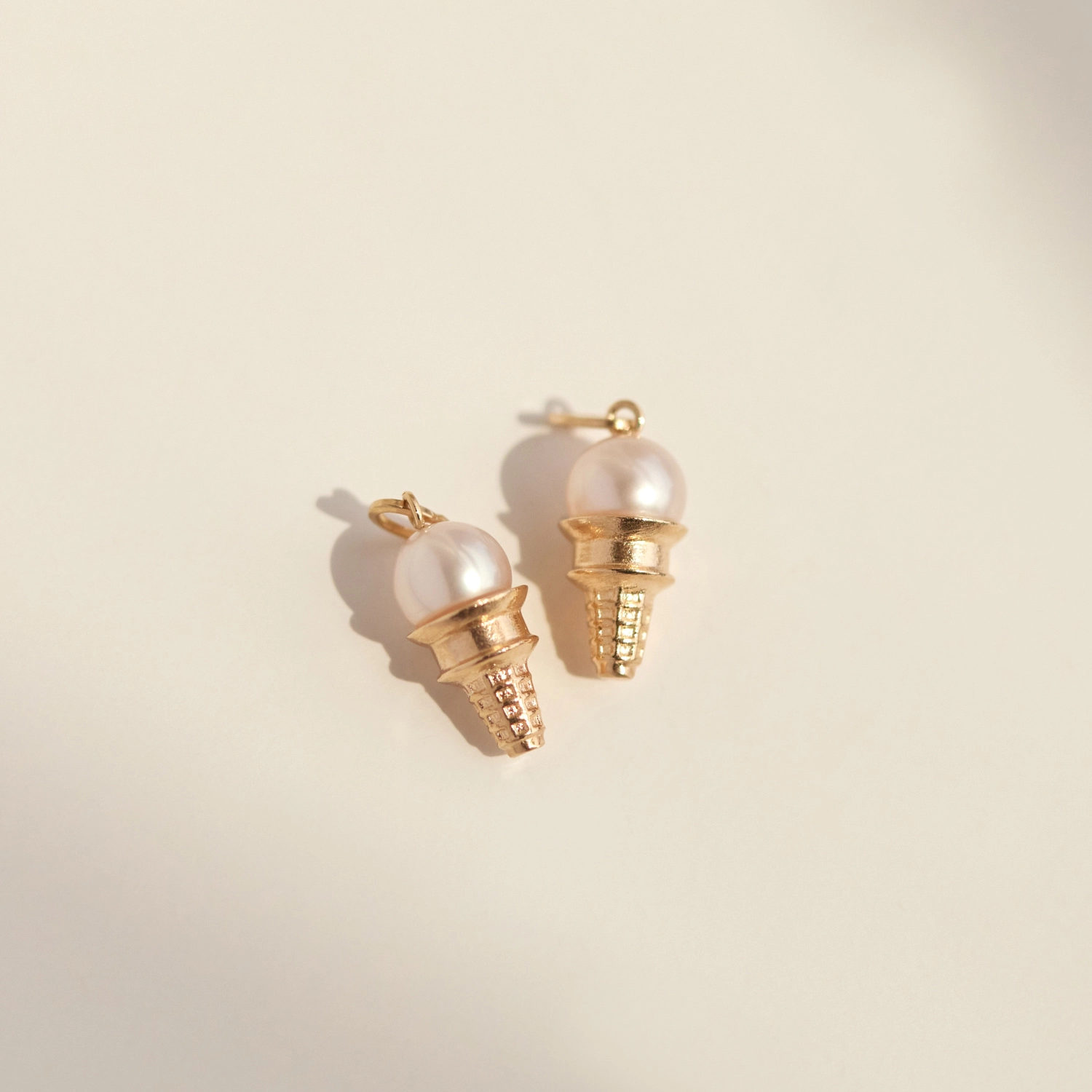 Pearl Ice Cream Charm - Image 6