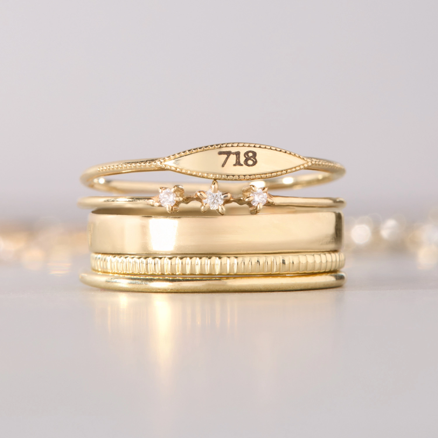 City Moon Gold Signet Ring - Image 6