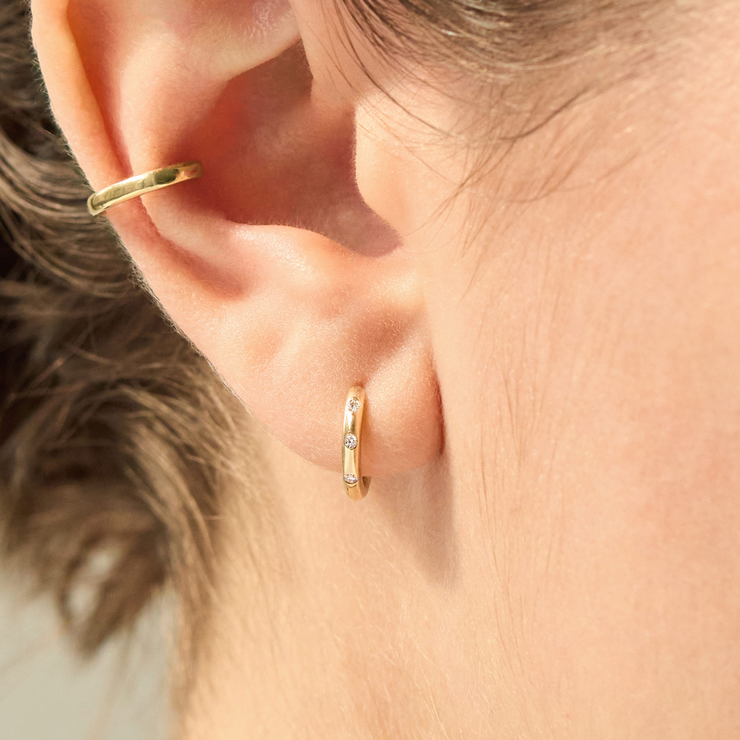 Alternative view of Three Diamond Classic Hoop (single)