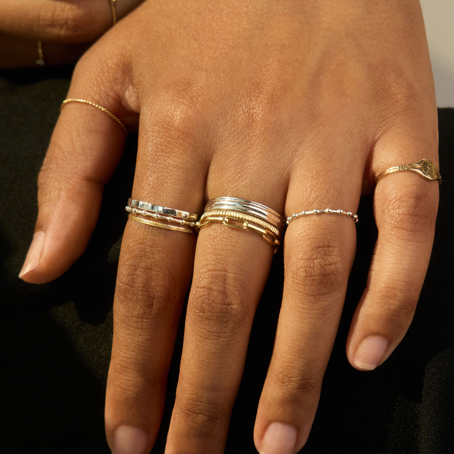 Poppy Seed Silver Ring - Image 9