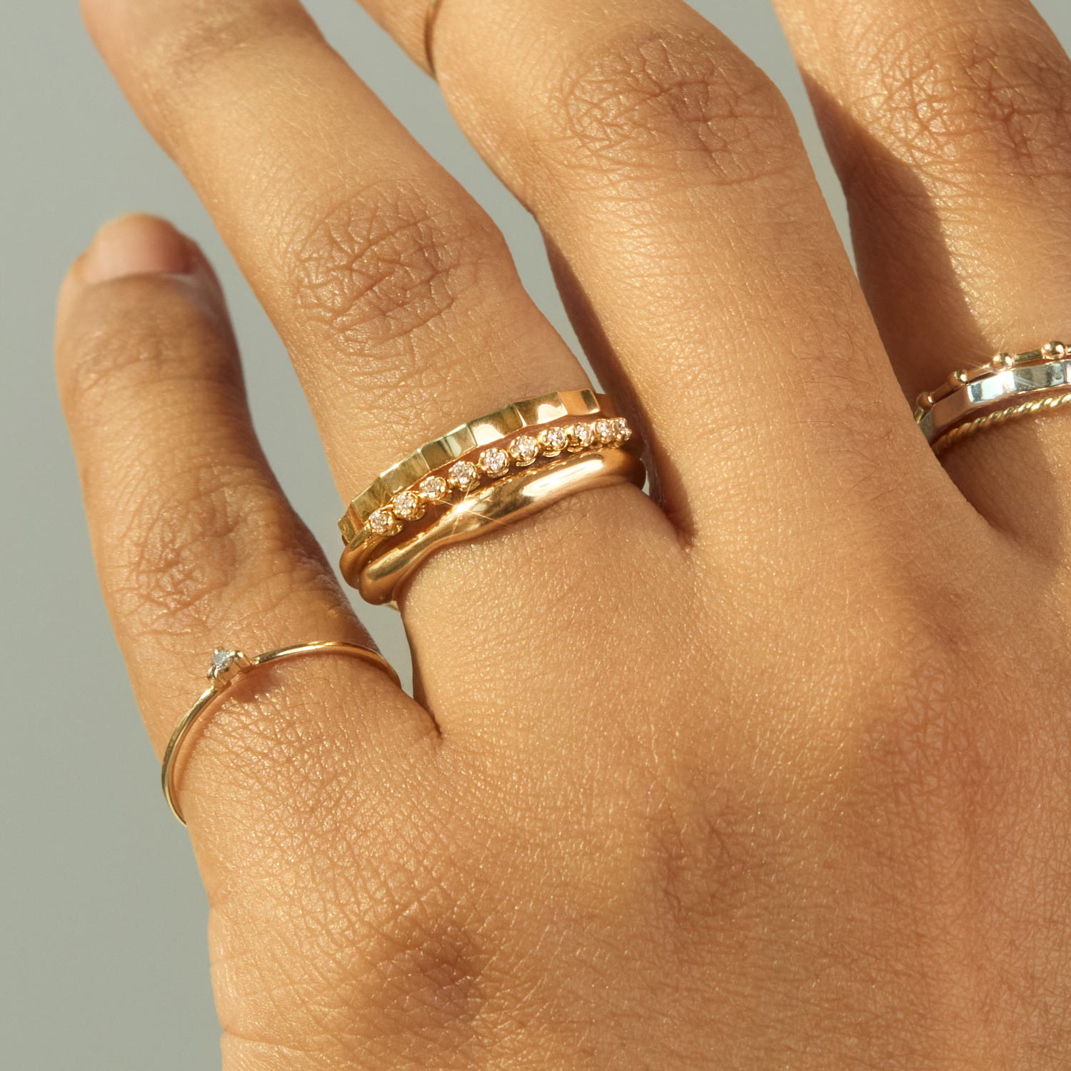 Fluted Gold Ring - Image 9
