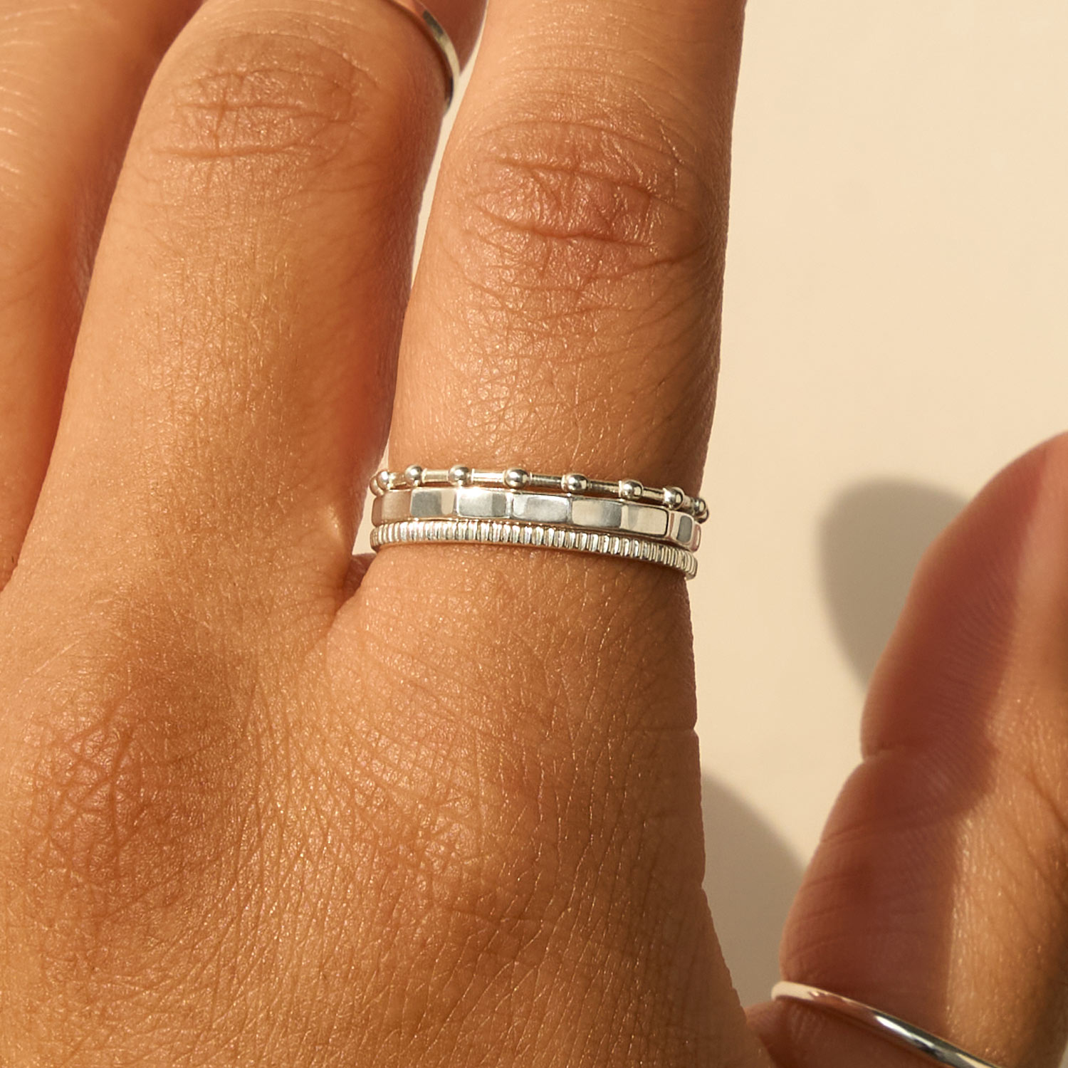Poppy Seed Silver Ring - Image 8