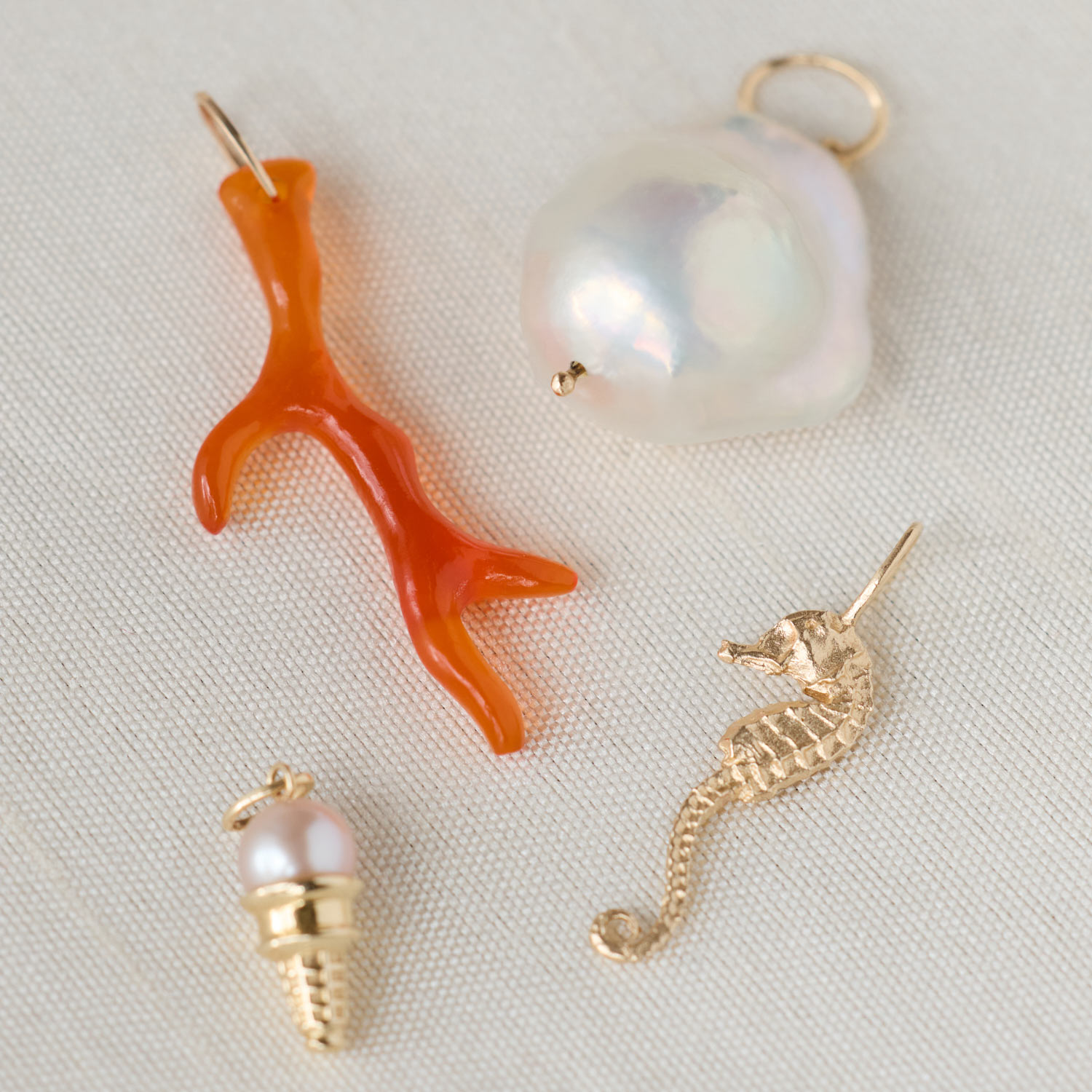 Little Seahorse Gold Charm - Image 6