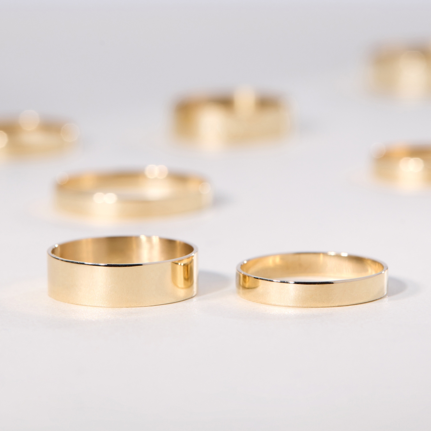 Grand Tomboy Engravable Gold Ring - Image 10