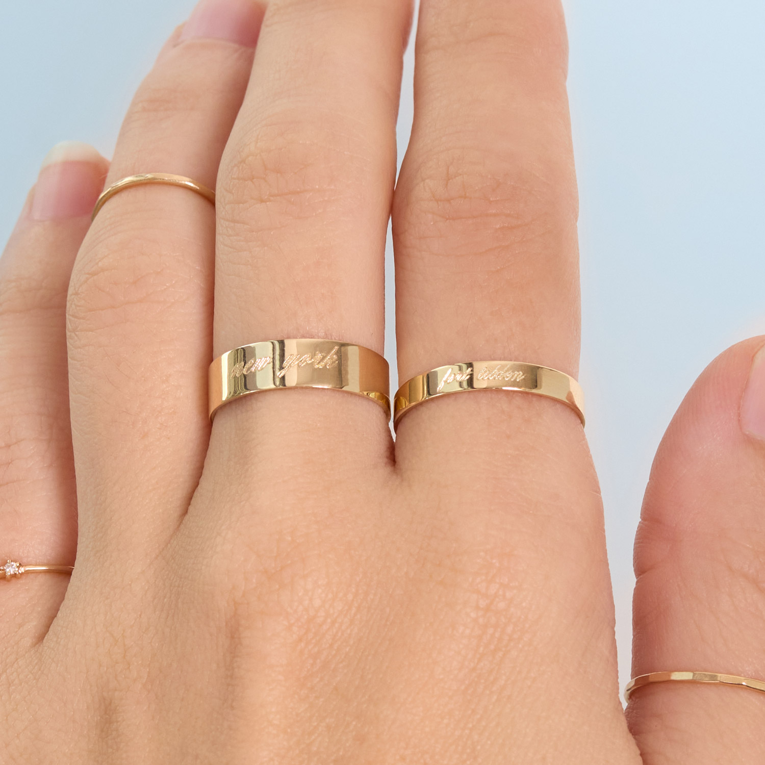 Grand Tomboy Engravable Gold Ring - Image 5