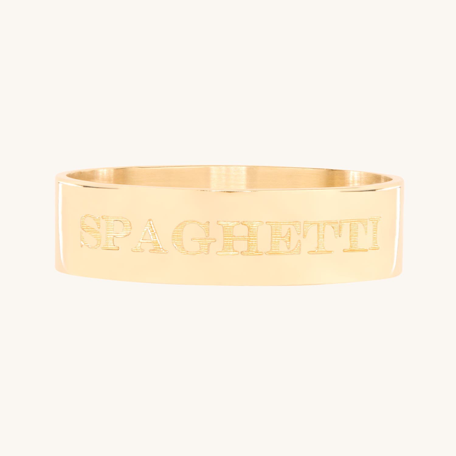 Alternative view of Grand Tomboy Engravable Gold Ring