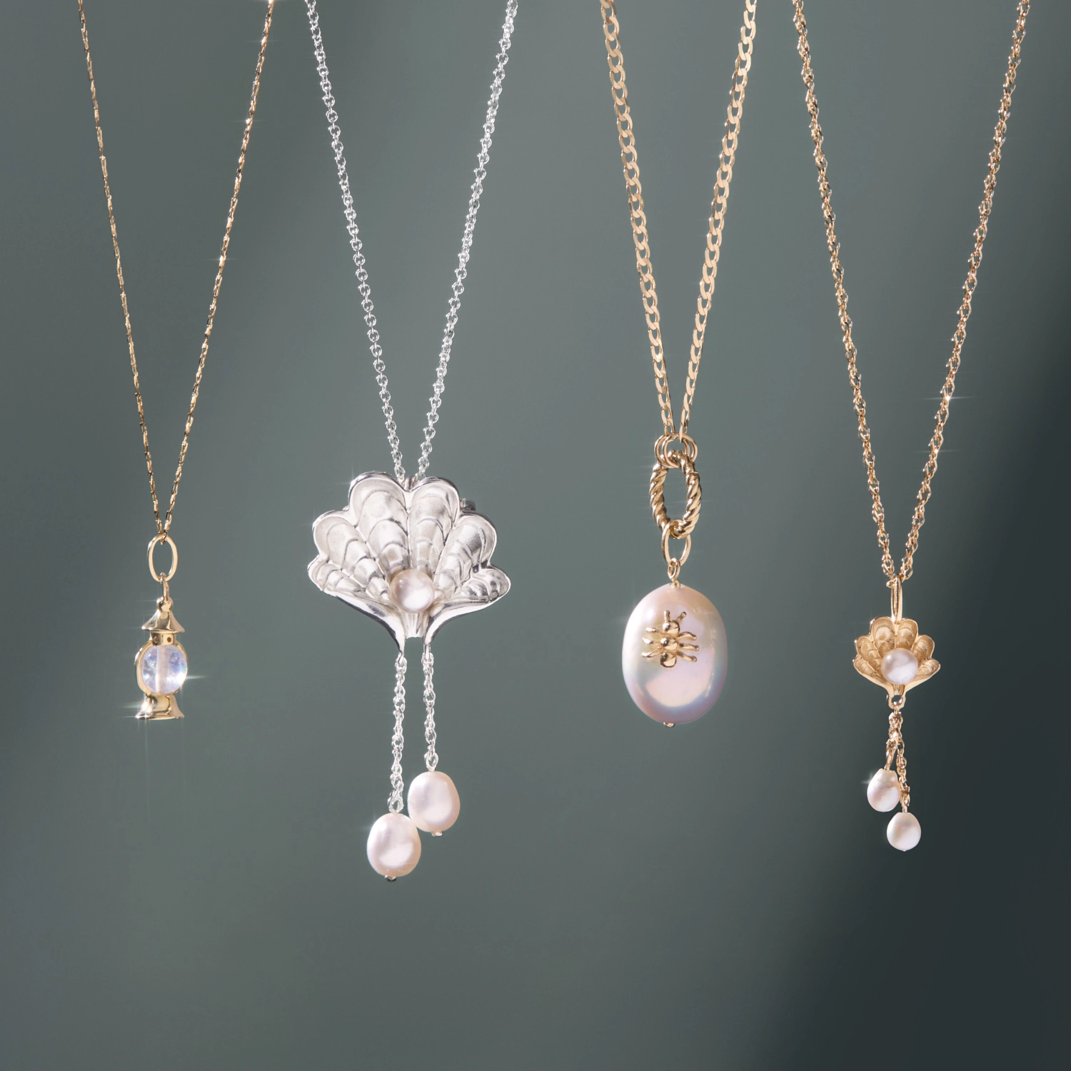 Honey Water Pearl Gold Charm - Image 14