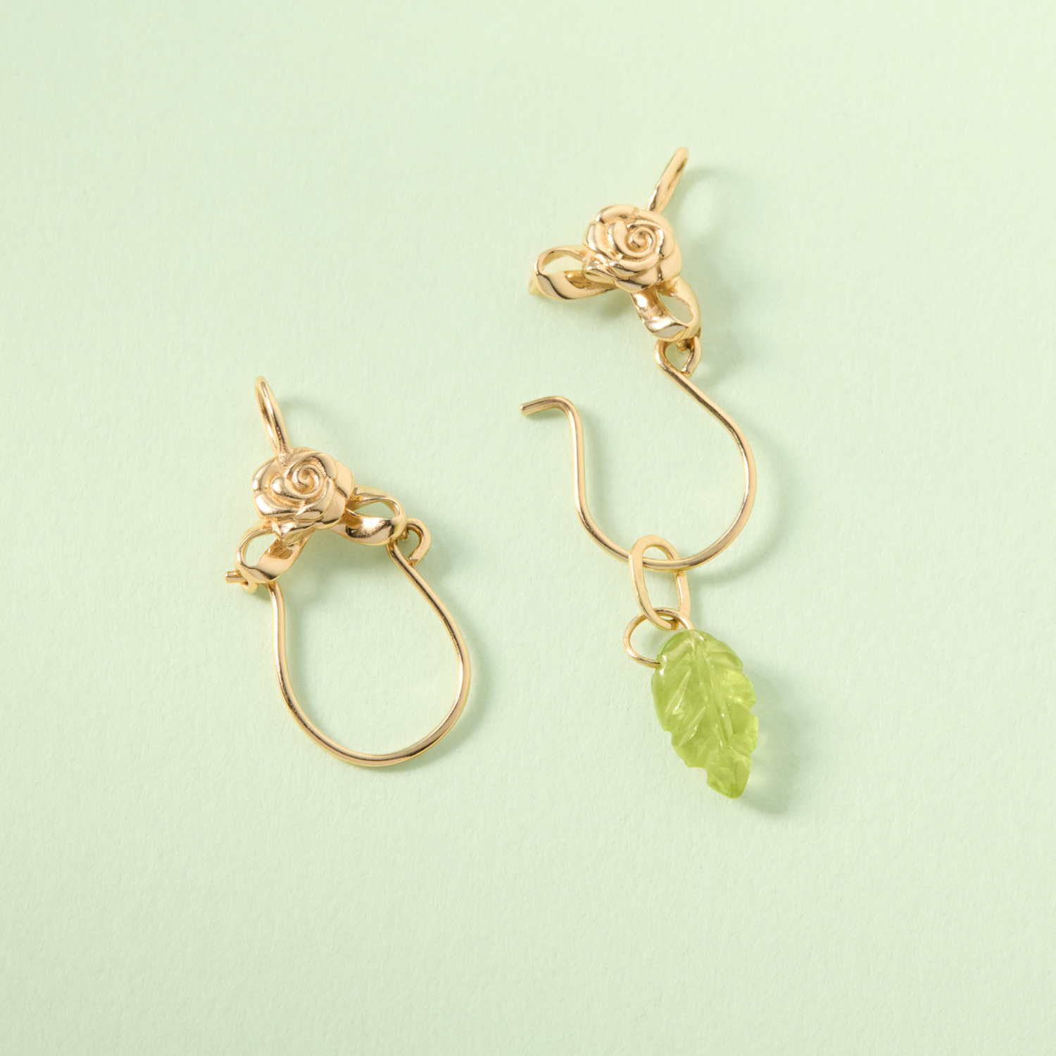 Little Peridot Leaf Charm - Image 12