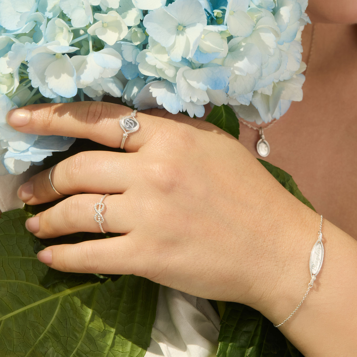 Love Knot Silver Signet Bracelet - Image 5