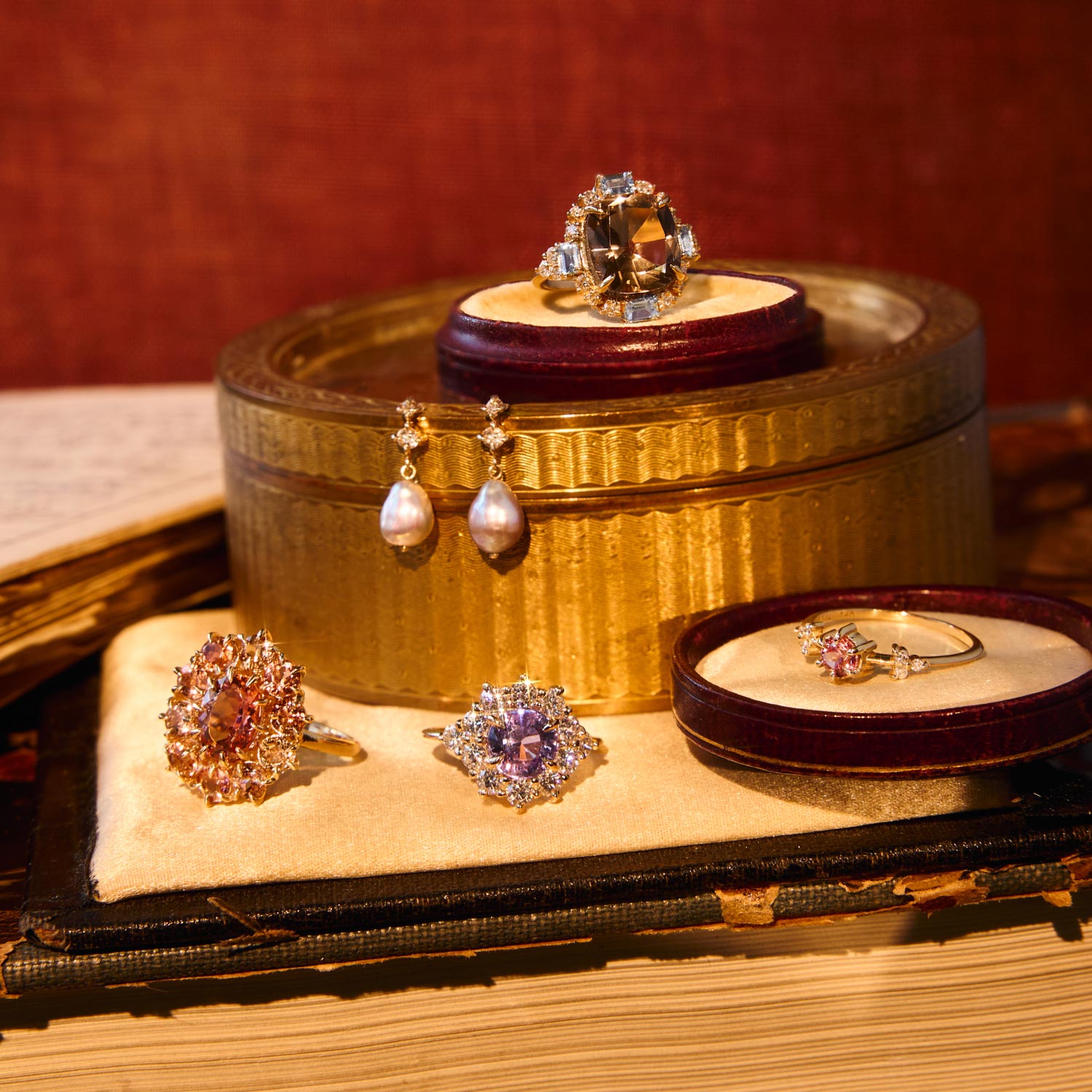 New York Evening Sapphire Ring - Image 4