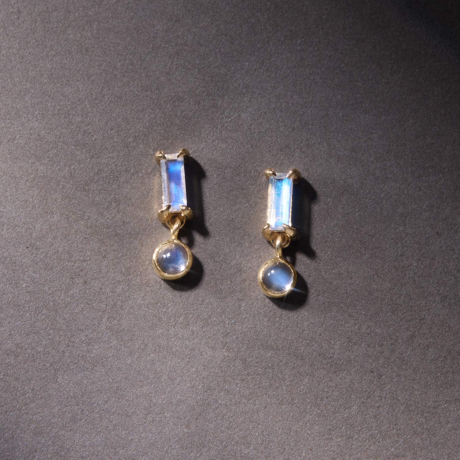 Miles of Light Moonstone Earring (single) - Image 12
