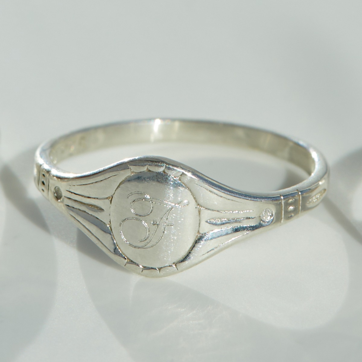 Grand Cygnet Ring, Silver - Image 6
