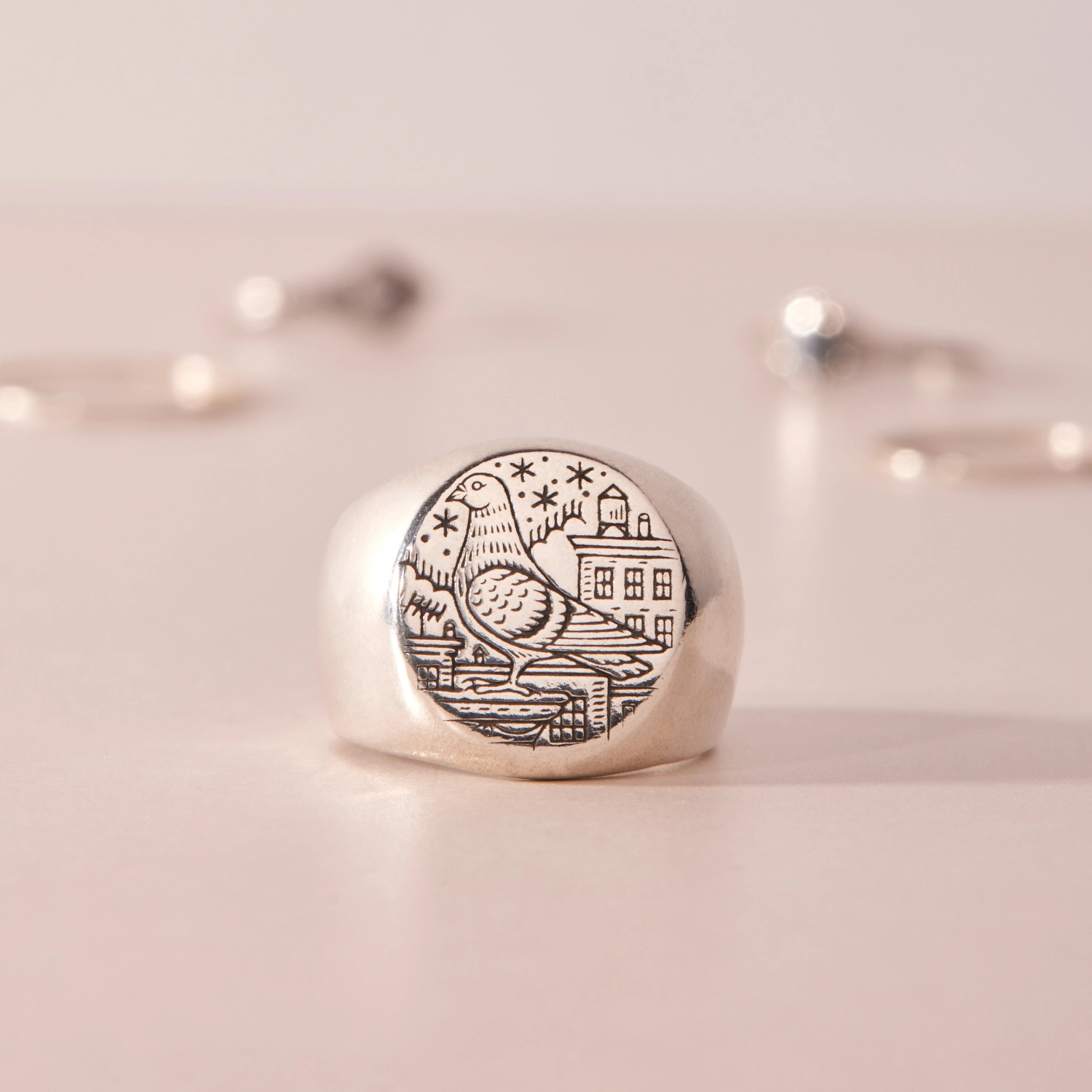 New York Pigeon Signet Ring - Image 8