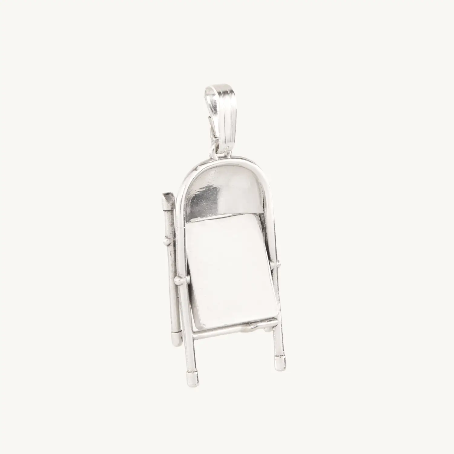 Alternative view of Folding Chair Charm
