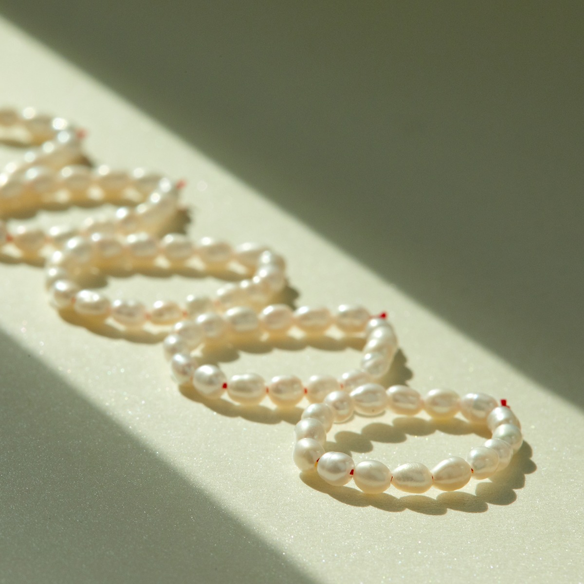 Pearl Buffet Ring - Image 7