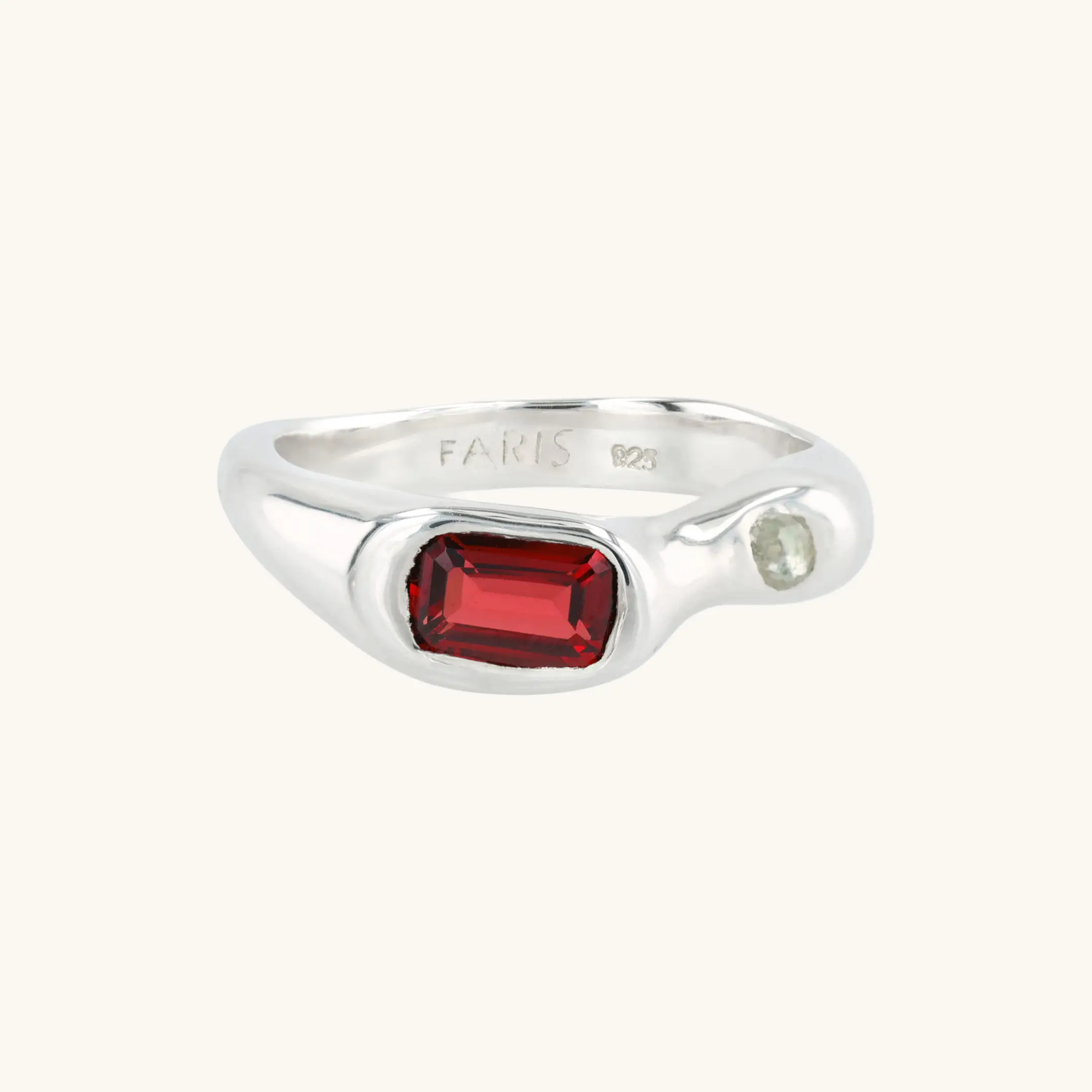 Mer Ring