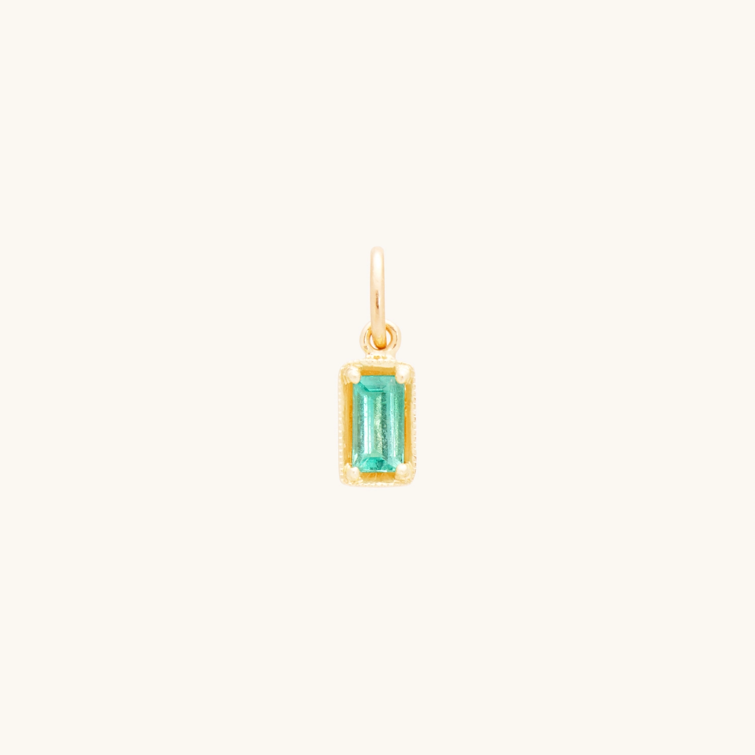 Leone Emerald Charm - Image 6