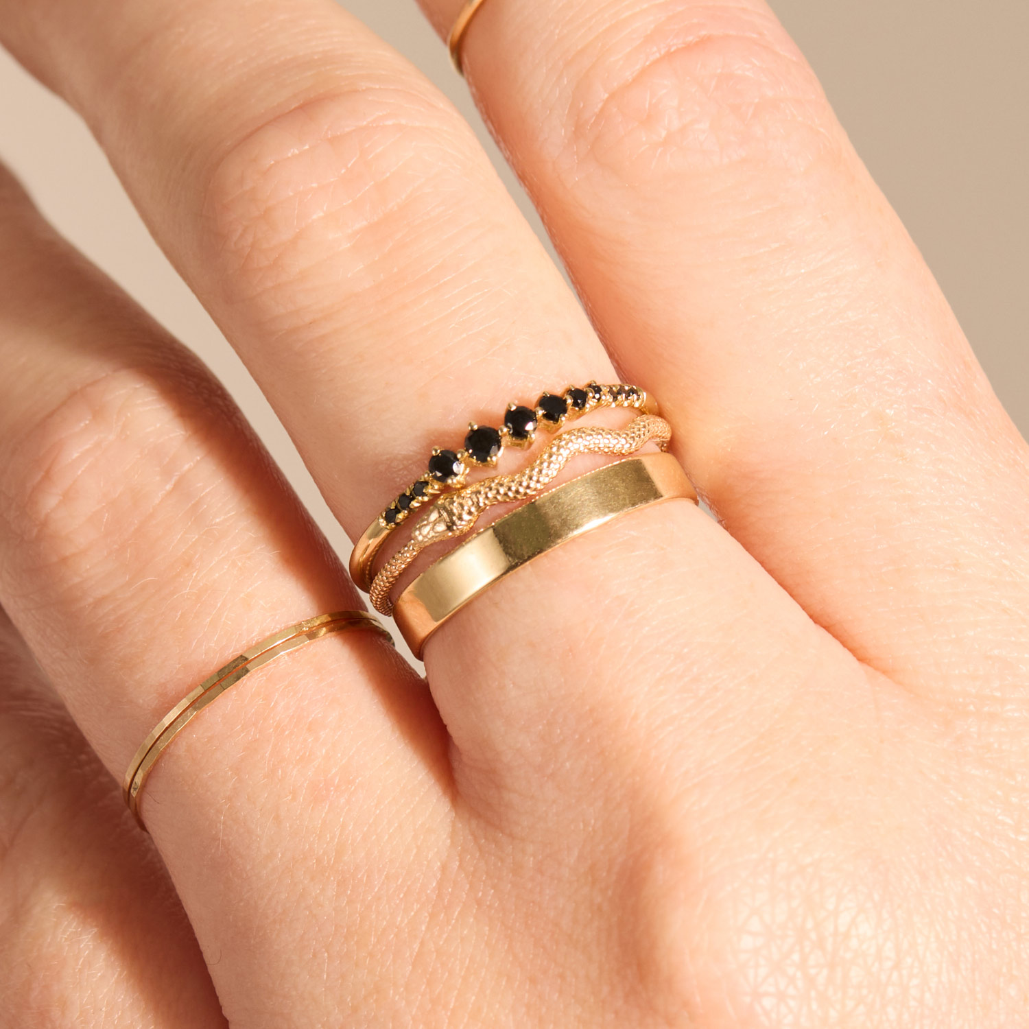 Black Diamond Dim Ring - Image 3