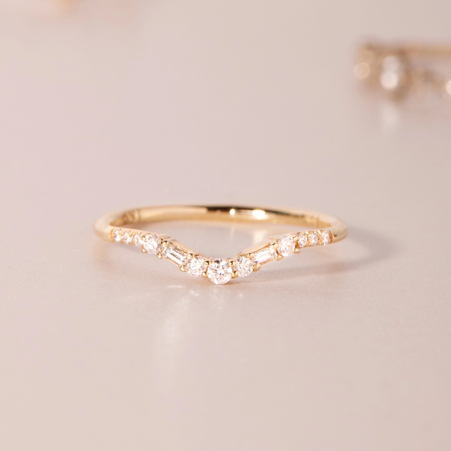Diamond Etude Arch Band - Image 7