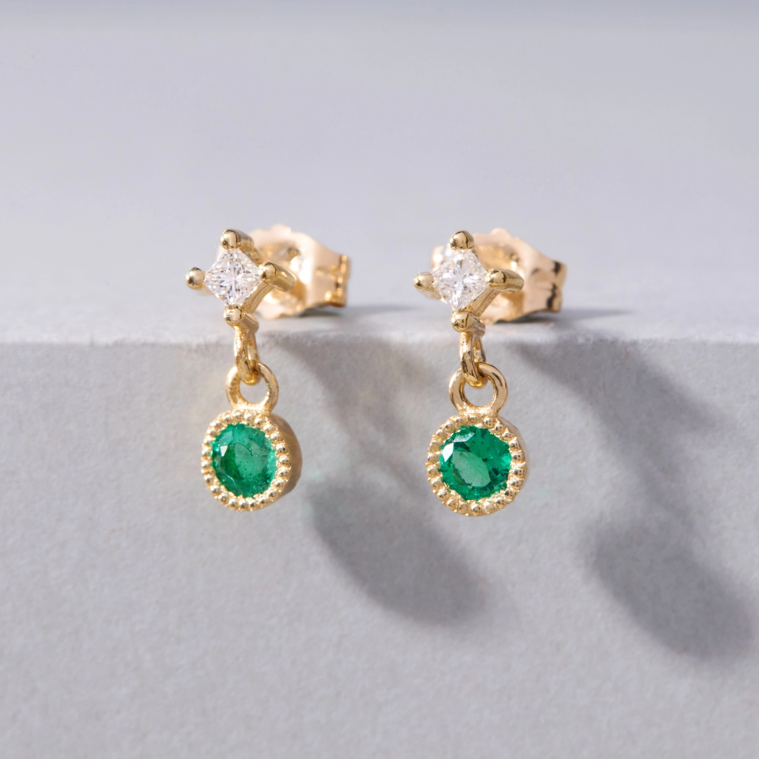 Emerald Diamond Dangle Earring (single) - Image 4