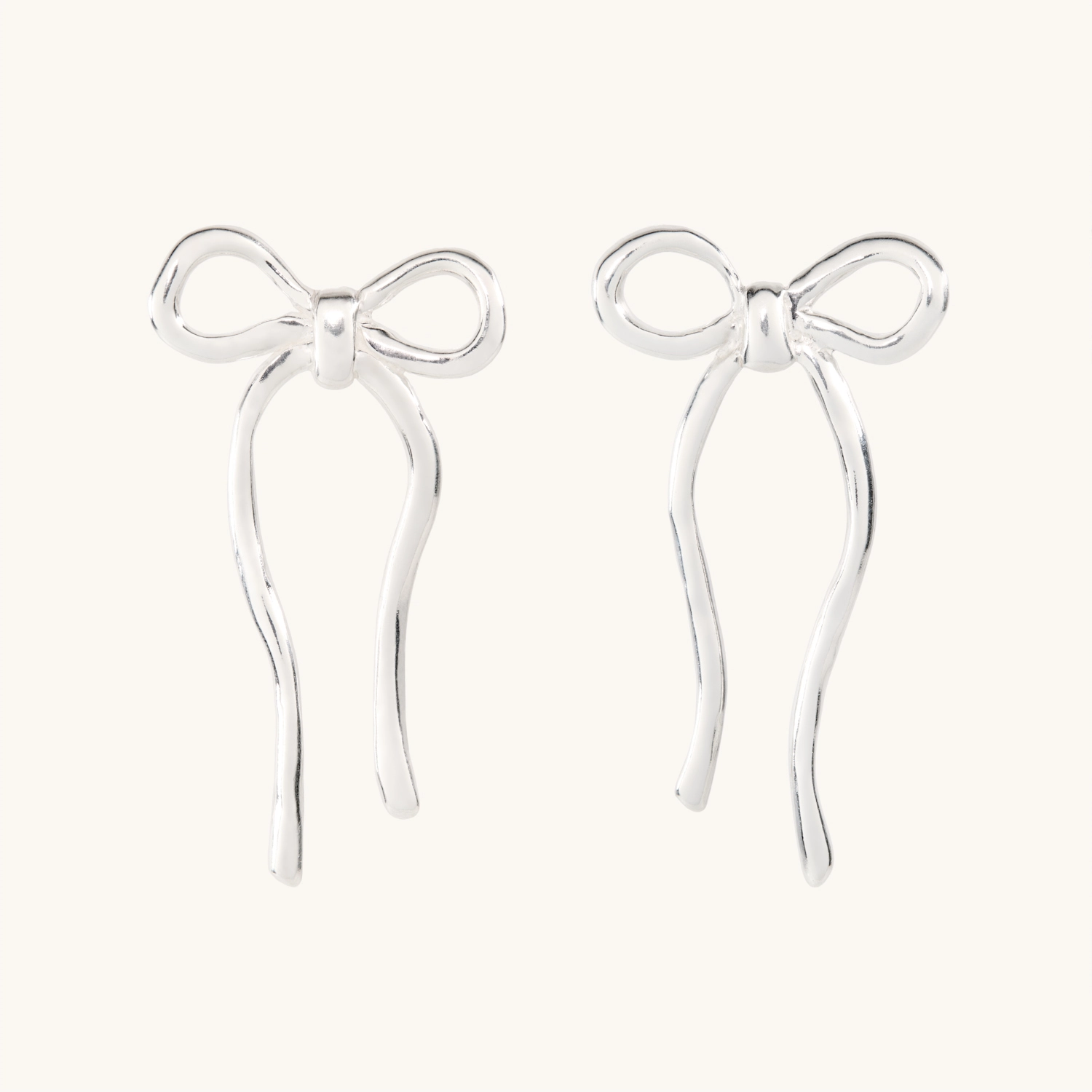 Dorothy Bow Earrings (pair) - Image 6