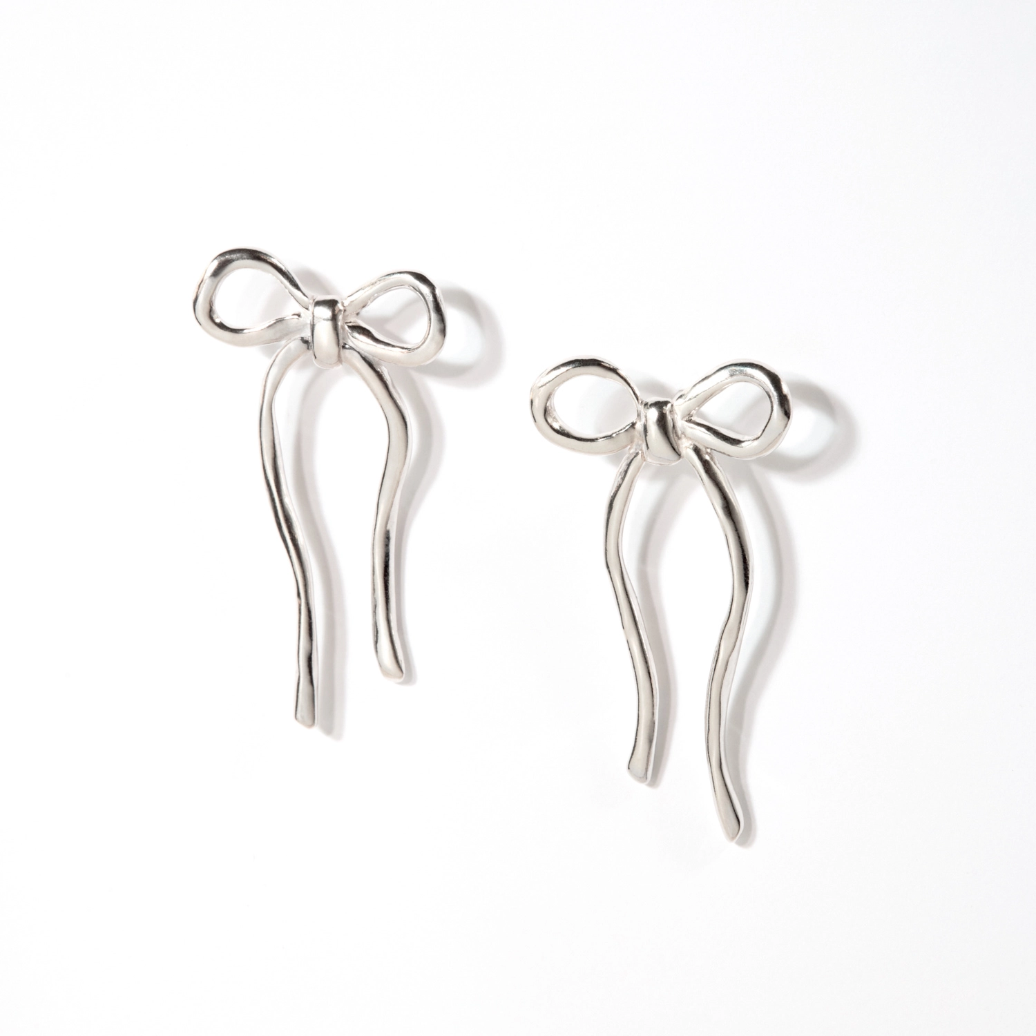 Dorothy Bow Earrings (pair) - Image 5