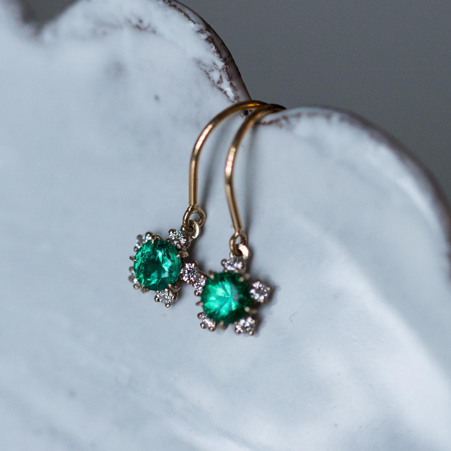 Emerald Snowflake Earrings (pair) - Image 6