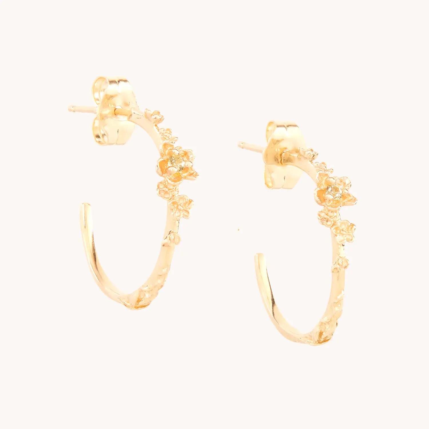 Large Buttercup Hoop (single)