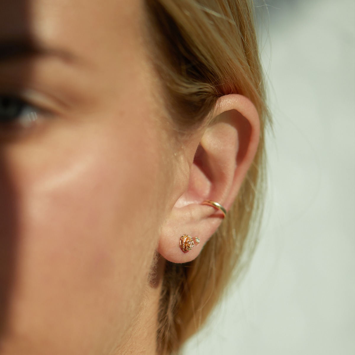 Dewy Diamond Rose Stud (single) - Image 4