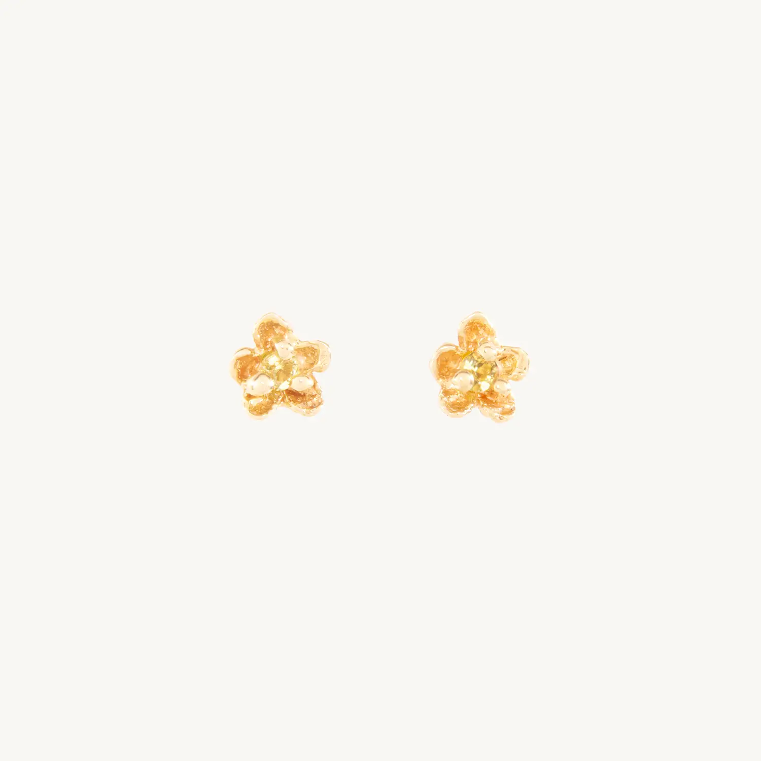 Small Buttercup Stud (single)