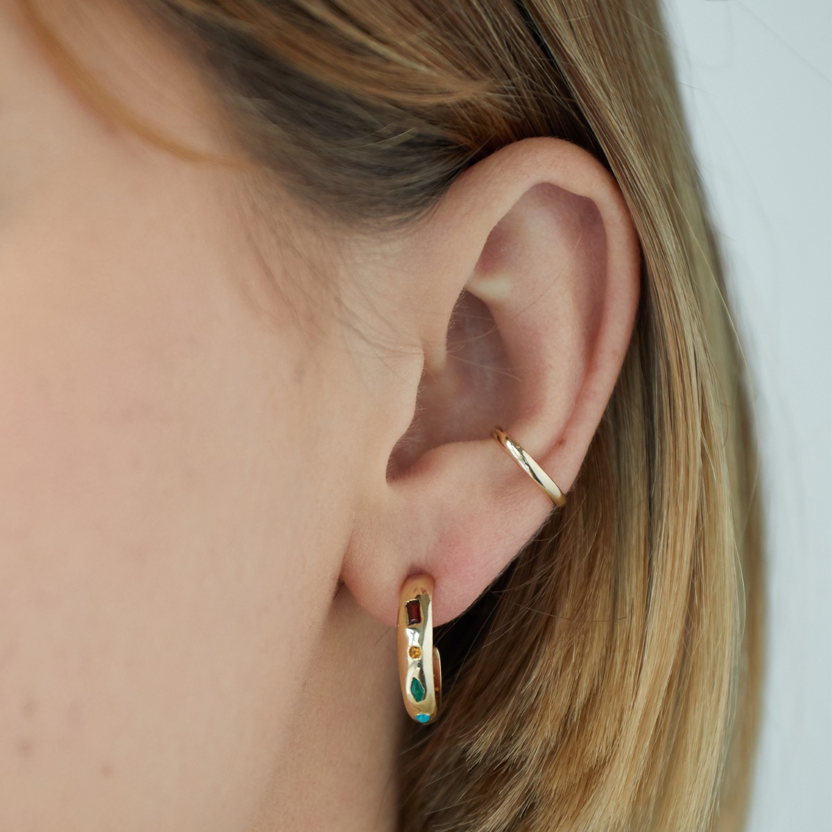 Alternative view of Baby Grand Mineral Hoops (Pair)