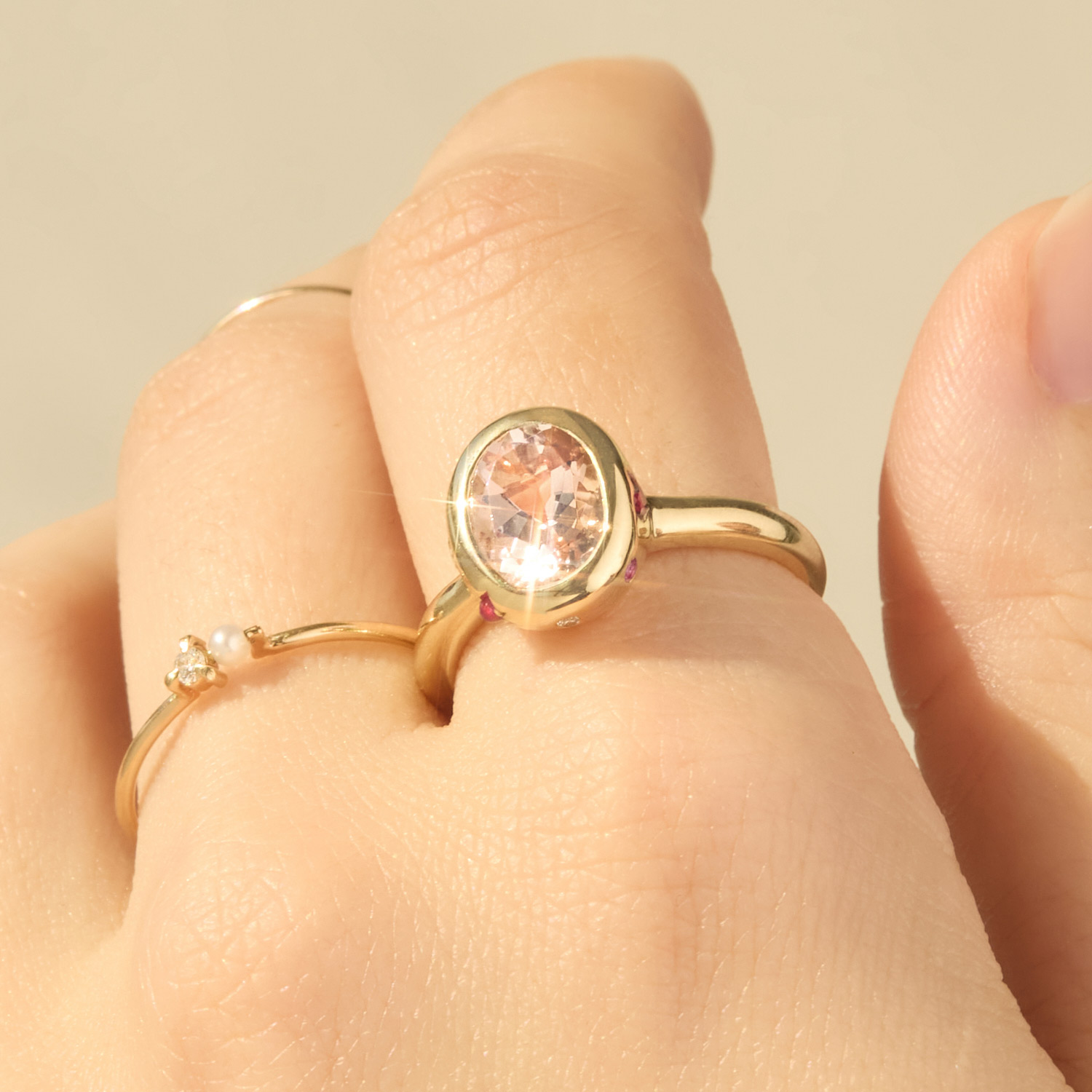 Cupid's Kiss Ring - Image 4